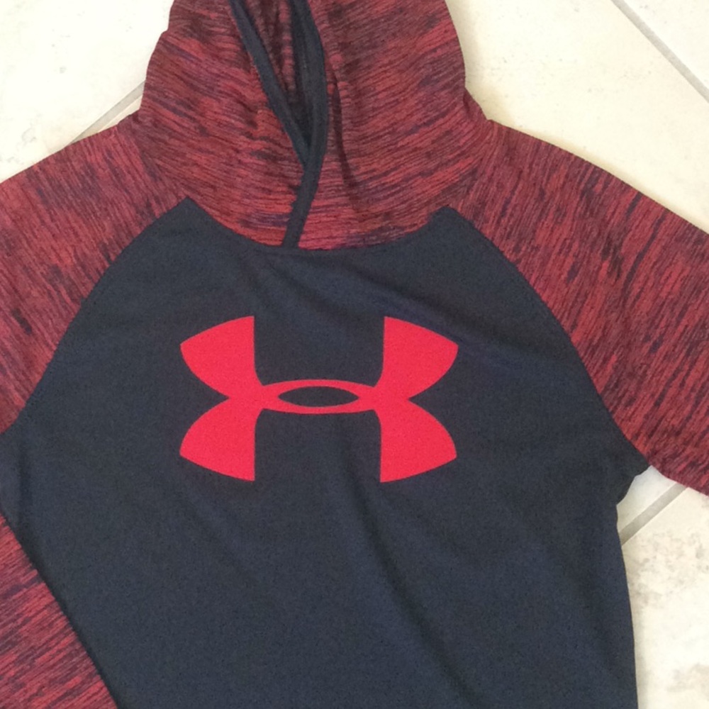 UNDERARMOUR BOYS SIZE 4 HOODED LONG SLEEVE SHIRT - Picture 1 of 6